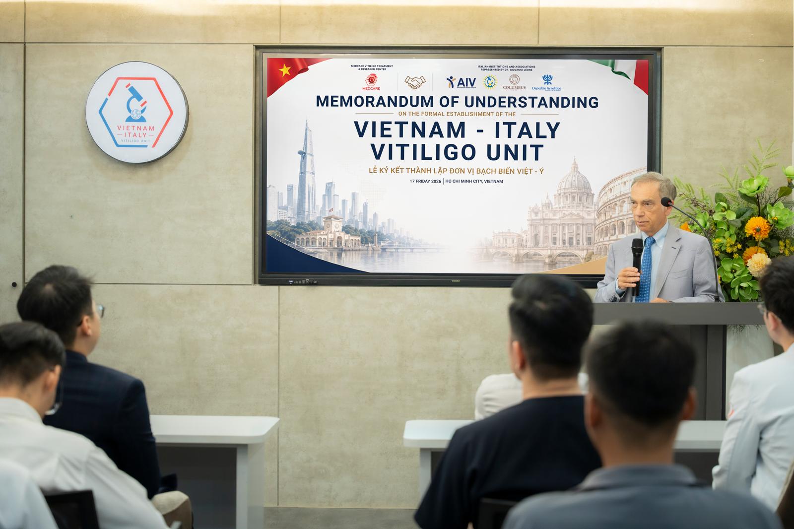 Il professor Leone sigla l'alleanza Italia-Vietnam per la ricerca contro la Vitiligine
